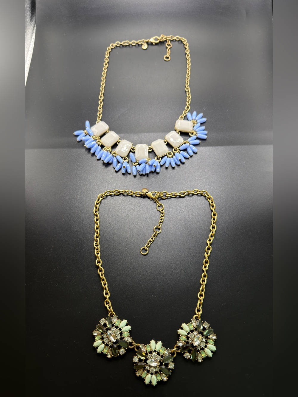 J CREW STATEMENT RHINESTONE GOLD TONE GREEN GREY PURPLE NECKLACE SET OF 2